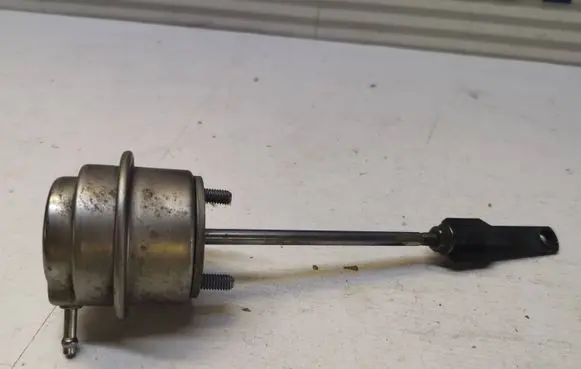 Renault Megane IV Turbo system vacuum part 433483131 1FS2
