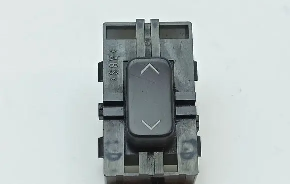 Cadillac STS Seville Electric window control switch 25665571 7302V
