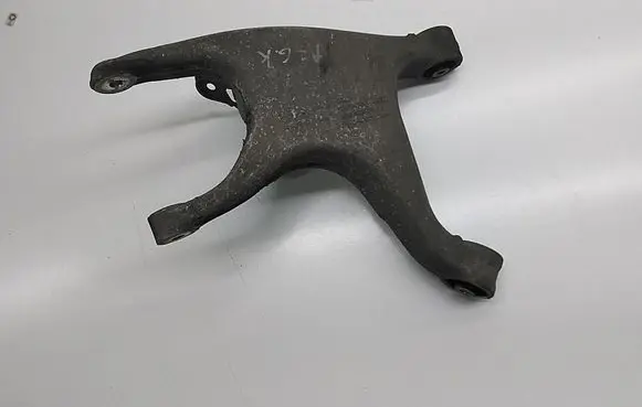 Audi A7 S7 4G Rear upper control arm/wishbone 8R0505311F