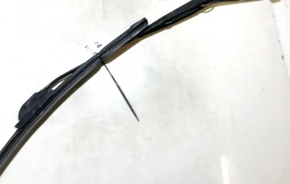 Alfa Romeo 156 Front wiper blade arm
