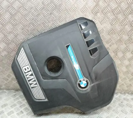 BMW 5 G30 G31 Engine cover (trim) 8657035 8657055