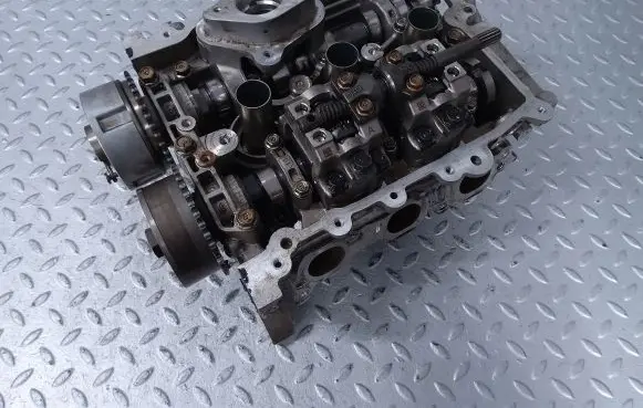 Hyundai Bayon Engine head 76AU507F00 2420007070 2400007171