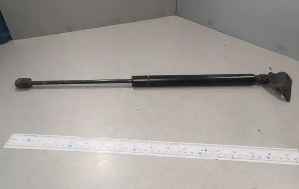 Fiat Freemont Tailgate strut 133365 68101213AA
