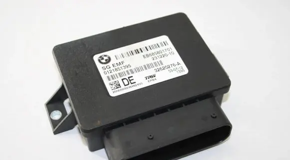 BMW 5 F10 F11 Rear brake EMF control unit/module 32620276