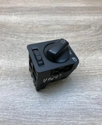 Opel Corsa B Light switch 90481764 90481763