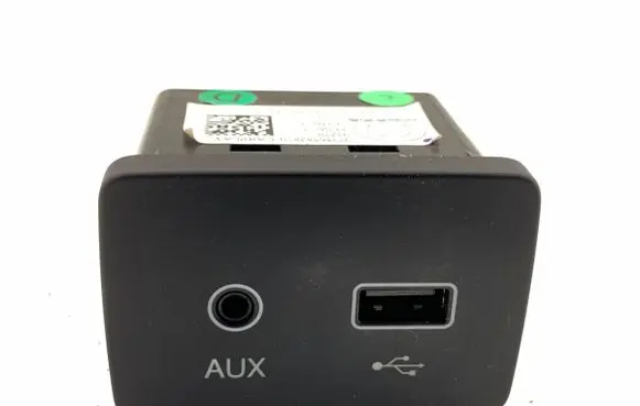Fiat Tipo USB socket connector 07356582810