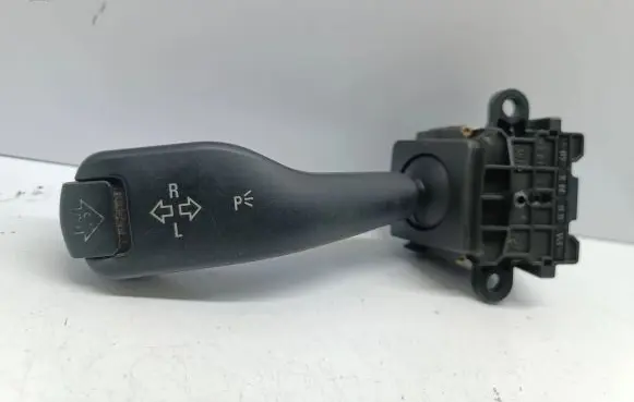 BMW 3 E46 Indicator stalk 8363668 01104010
