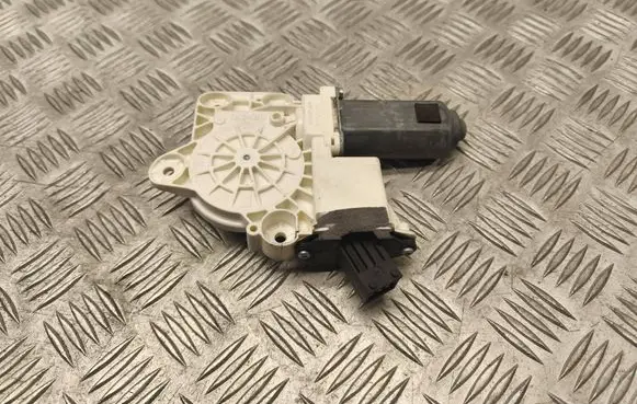 Opel Signum Rear door window regulator motor 991324