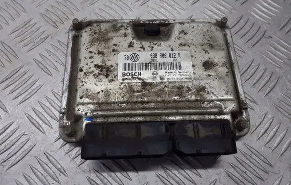 Volkswagen Golf IV Engine control unit/module 038906012K