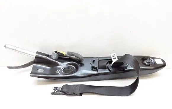 Volvo XC90 Front seatbelt