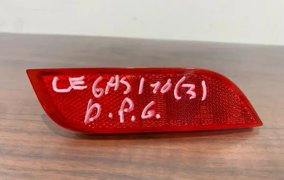 Subaru Legacy Rear tail light reflector 32302