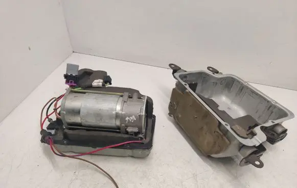 Audi A6 S6 C5 4B Air suspension compressor/pump 4154031020 4B0616009A 103660000CU