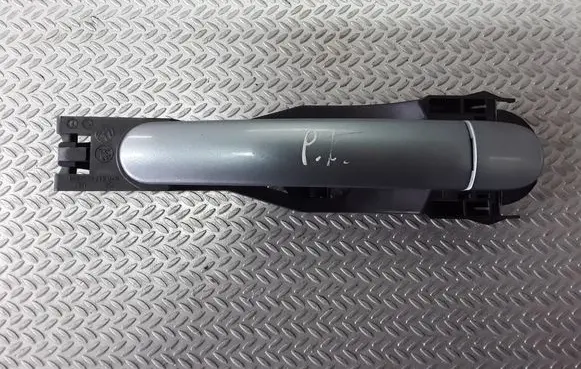 Skoda Octavia Mk2 (1Z) Front door exterior handle 6Y0837885