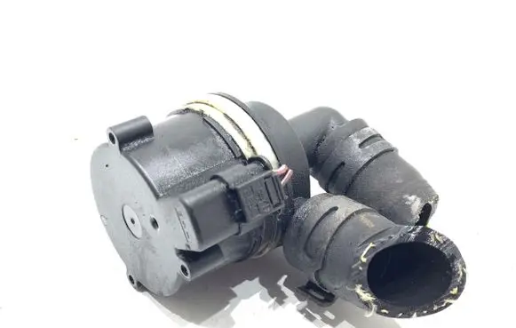 Seat Alhambra (Mk2) Oil filter mounting bracket 5N0965561A