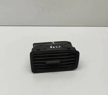 Volkswagen Caddy Dashboard air vent grill cover trim 2K5819701A 2K5819701