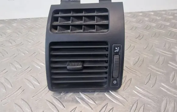 Volkswagen Touran I Dashboard side air vent grill/cover trim 1T0819703B