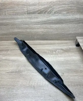 Mercedes-Benz A W169 Fender end trim 1698890325