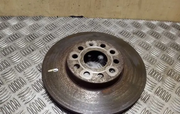 Volkswagen Golf Plus Front brake disc