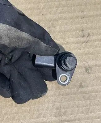 Opel Insignia A Camshaft position sensor 55201876