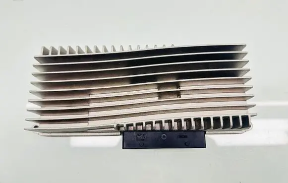 Audi A5 Sportback 8TA Sound amplifier 8R0035223F 2100093788
