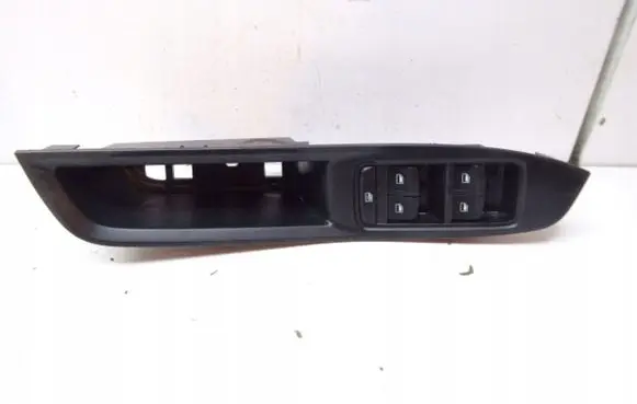 MG ZS Quarter vent window switch 10003589