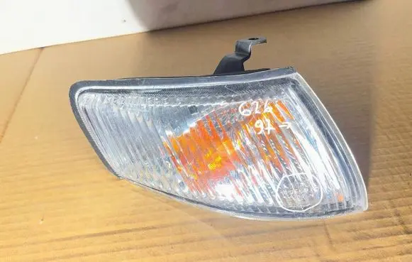 Mazda 626 Front indicator light 082161540K