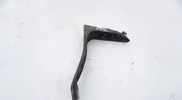 Audi A4 S4 B6 8E 8H Fender mounting bracket
