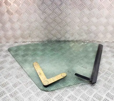 Audi A4 S4 B6 8E 8H Rear side window 43R00082 AS2
