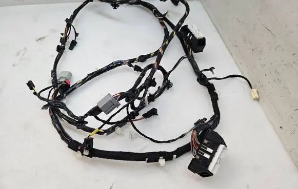 Jeep Grand Cherokee Tailgate/trunk wiring harness P68264520AD WW0W07W3114