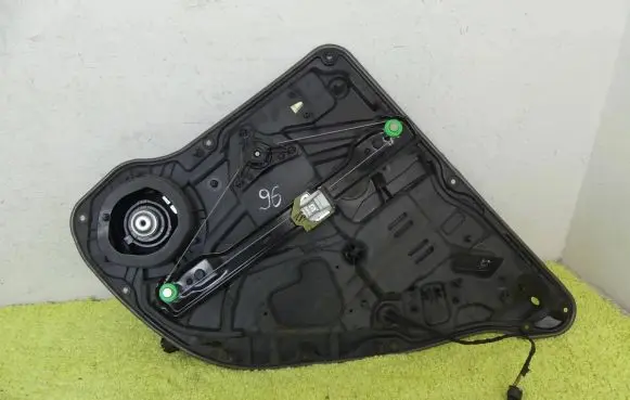 Mercedes-Benz GLE (W166 - C292) Rear door window regulator with motor c28732100
