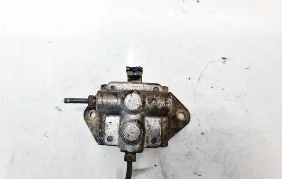 Toyota Yaris Air suspension compressor 