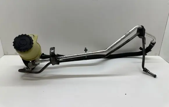 Dodge Durango III Power steering fluid tank/reservoir