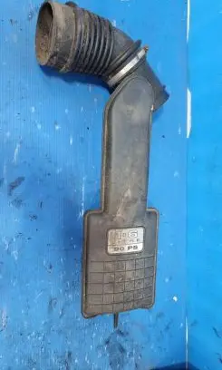 Intake resonator