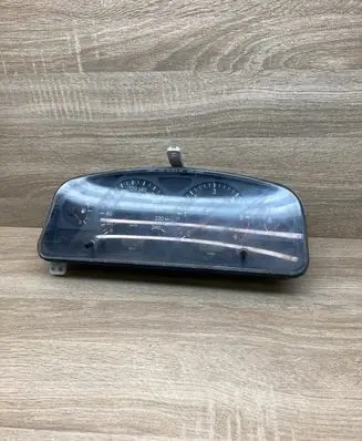 Toyota Avensis T220 Speedometer (instrument cluster) 8380005310 88438014