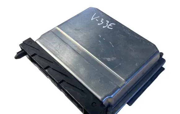 Volvo S80 Engine control unit/module 08670169A 0261207227