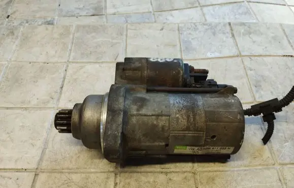 Volkswagen Touran I Starter motor 02M911023N 0803061310OB
