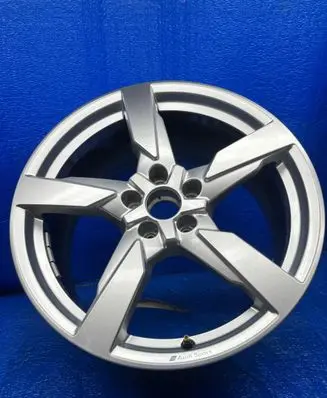 R16 alloy rim
