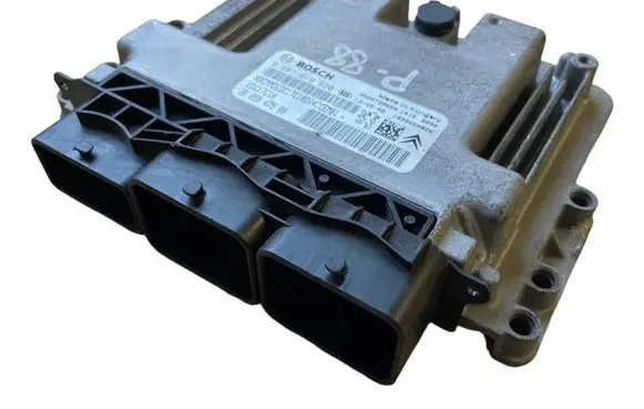 Peugeot 208 Engine control unit/module 0281019820 9666729680 9805947580