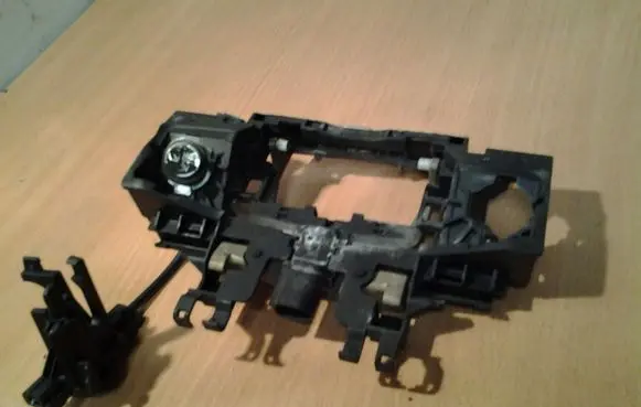 Audi A8 S8 D3 4E Front door lock 4E1837885 4E2837886