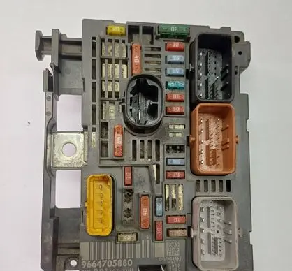 Citroen C4 Grand Picasso BSM Control unit 9664705880 BSMR0100 R01