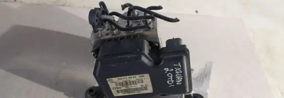 Volkswagen Tiguan ABS Pump 5N0614109BN
