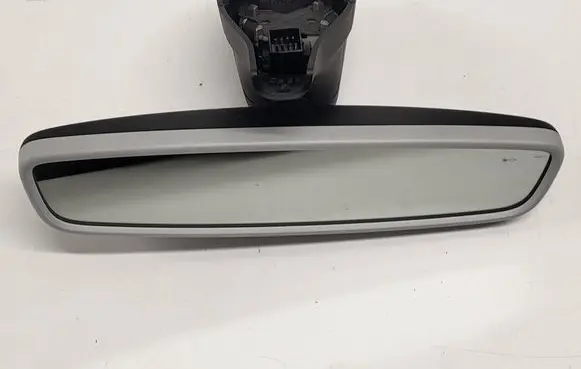 Rear view mirror (interior)