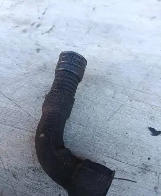 Breather/breather pipe/hose