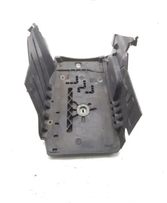 Volvo XC70 Battery tray 