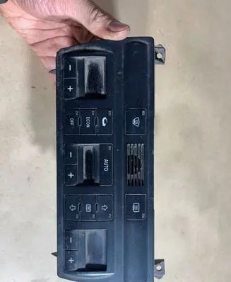 Audi A6 S6 C5 4B Climate control unit 4B0820043F D550000 5HB00760400
