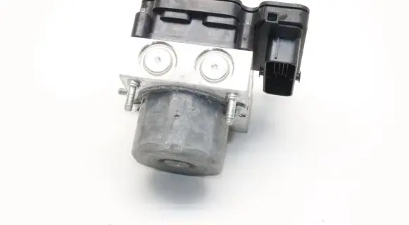Mercedes-Benz B W246 W242 ABS Pump A2424310812