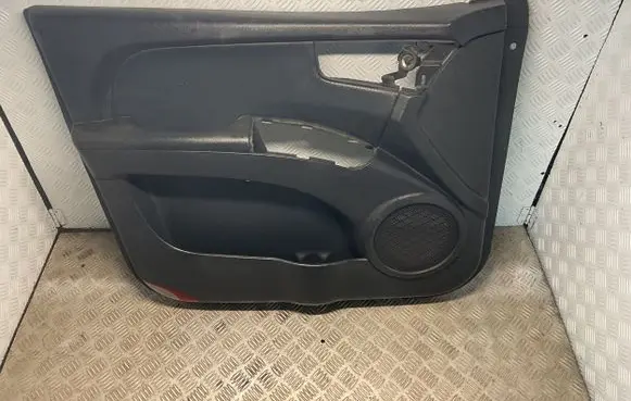 KIA Sportage Front door card panel trim