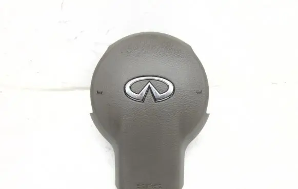 Infiniti FX Steering wheel airbag