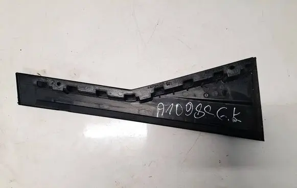 Volkswagen PASSAT B6 Other rear door trim element 822350003R
