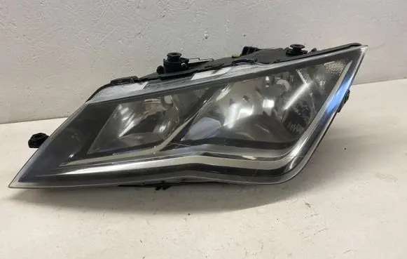 Seat Leon (5F) Headlight/headlamp 90010798 5F1941005 5F194100506